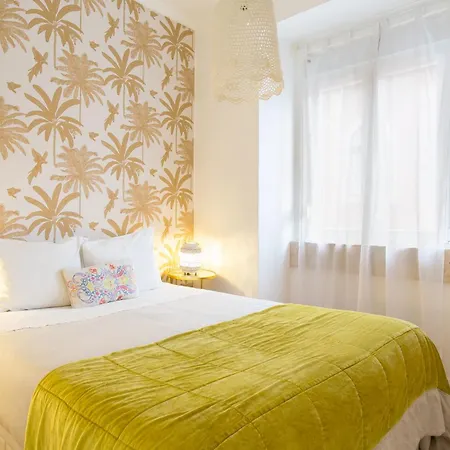 Apartment Principe Real Beautiful 3 Bedroom Flat Lisbon