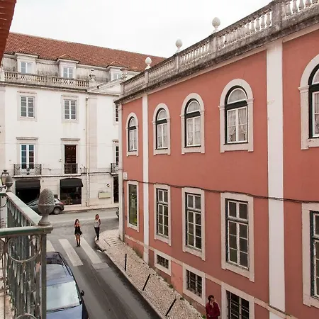 Principe Real Beautiful 3 Bedroom Flat * Lizbona