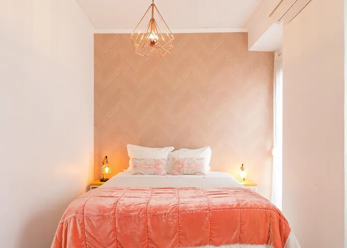 Principe Real Beautiful 3 Bedroom Flat リスボン