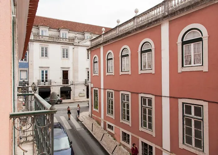 Principe Real Beautiful 3 Bedroom Flat * Lisboa
